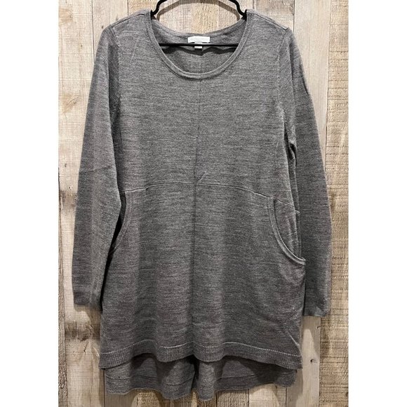 New York & Company Sweaters - New York and Company Sweater Size Large